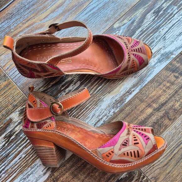 L'Artiste by Spring Step Avelle Hand-Painted Leather Ankle Strap Sandals - Picture 1 of 11